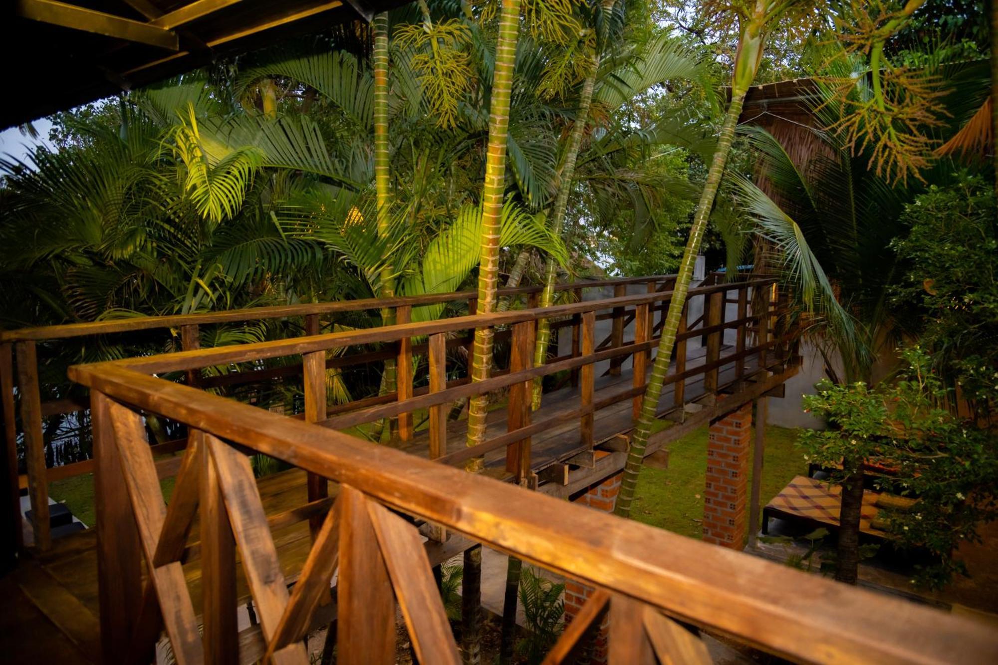 Banyan Tree Hostel Kampot Εξωτερικό φωτογραφία