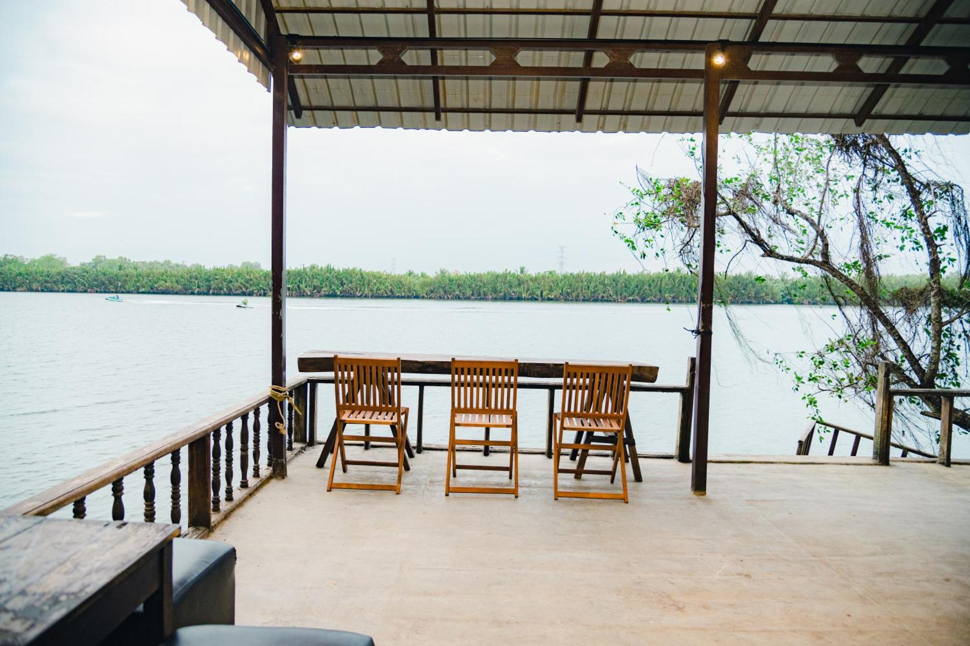 Banyan Tree Hostel Kampot Εξωτερικό φωτογραφία